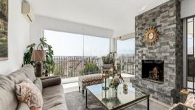 Villa for sale in Nueva Andalucia, Marbella