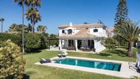 Villa en venta en Monte Biarritz, Estepona Este