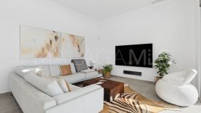 Villa for sale in Valle Romano, Estepona West