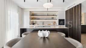 Penthouse for sale in Los Almendros, Benahavis