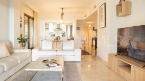 Markplanslägenhet for sale in Hacienda del Señorio de Cifuentes, Benahavis