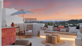 Duplex Penthouse for sale in Lomas del Marqués, Benahavis
