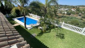 Finca for sale in El Velerin, Estepona East