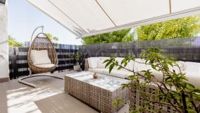 Town House for sale in Cancelada, Estepona East