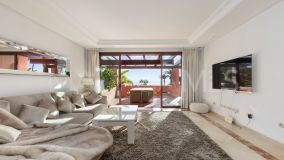 Apartment for sale in Cabo Bermejo, Estepona East