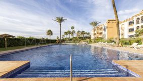 Markplanslägenhet for sale in La Perla de la Bahía, Bahia de Casares