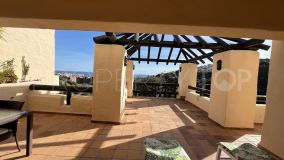 Fabulous 3 bed penthouse with panoramic sea and mountain views in Coto Real