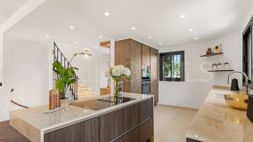 Adosado en venta en Jardines de las Lomas, Marbella Golden Mile