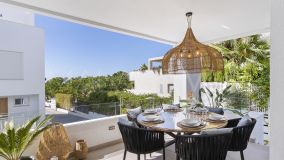 Radhus for sale in Altos del Rodeo, Nueva Andalucia