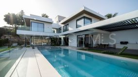 Villa for sale in Paraiso Alto, Benahavis