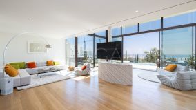 Villa for sale in Reserva del Higuerón, Benalmadena