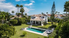 Villa en venta en Monte Biarritz, Estepona Este