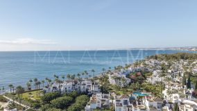Appartement for sale in Alcazaba Beach, Estepona Est