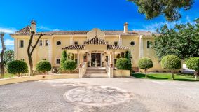 Villa for sale in Marbella Golden Mile