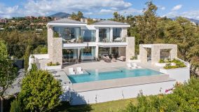 Villa for sale in La Quinta, Benahavis