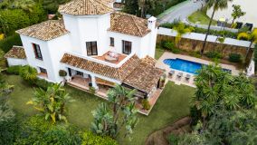 Villa for sale in La Quinta, Benahavis