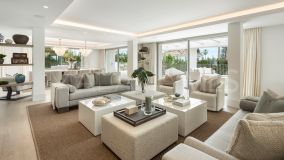 Villa for sale in Rocio de Nagüeles, Marbella Golden Mile
