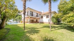 Villa zu verkaufen in Los Monteros Playa, Marbella Ost