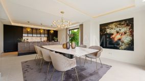 Villa for sale in Las Brisas, Nueva Andalucia