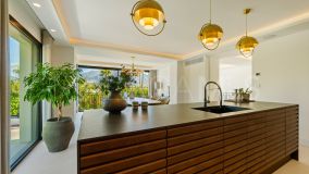 Villa for sale in Las Brisas, Nueva Andalucia