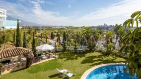 Villa en venta en Paraiso Alto, Benahavis