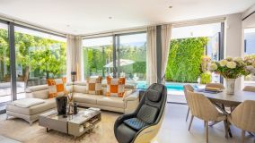 Villa zu verkaufen in Arboleda, Estepona Ost