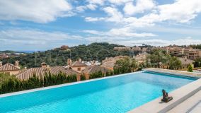 Villa en venta en La Mairena, Marbella Este
