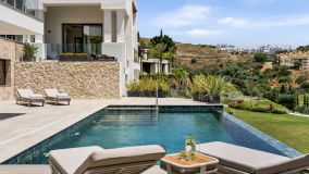 Villa for sale in Los Flamingos, Benahavis
