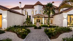 Villa for sale in Los Flamingos, Benahavis