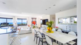 Penthouse for sale in Coto Real, Marbella Golden Mile