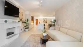 Wohnung zu verkaufen in Las Brisas, Nueva Andalucia