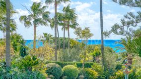 Villa for sale in Hacienda las Chapas, Marbella Öst
