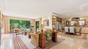 Villa for sale in Nueva Andalucia, Marbella