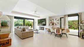 Villa for sale in La Quinta, Benahavis