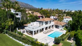 Villa de Lujo en Primera Línea de Golf, Nueva Andalucía Marbella