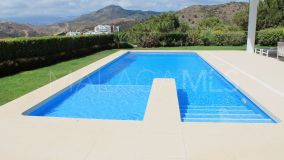 Villa en venta en Puerto del Capitan, Benahavis