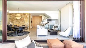 Villa for sale in Benahavis