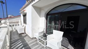 Villa en venta en Buenas Noches, Estepona Oeste