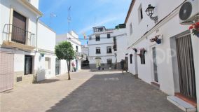 Charming town house with potential for sale in the heart of Estepona