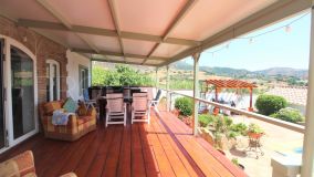 Villa with 5 bedrooms for sale in Estepona