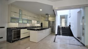 Town House for sale in Estepona Old Town, Estepona Town