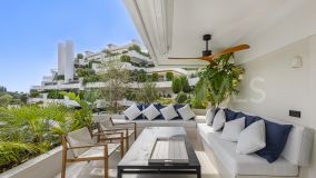 Lägenhet for sale in Las Terrazas de Las Lomas, Marbella Golden Mile