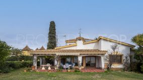 Villa en venta con 4 dormitorios en El Rosario
