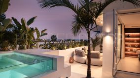Buy town house with 4 bedrooms in Altos de Aloha