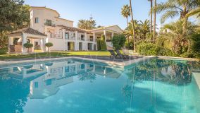 Villa zu verkaufen in Nueva Andalucia, Marbella