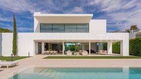 Ultra luxurious modern villa with incredible see views and a walking distance to the beach, on the Golden Mile