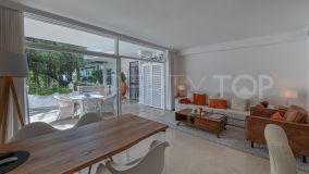 For sale ground floor apartment with 2 bedrooms in Alhambra del Mar