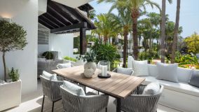 Lägenhet for sale in Marina Puente Romano, Marbella Golden Mile