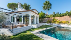 Villa for sale in Nueva Andalucia, Marbella