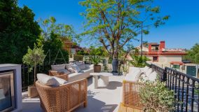 Radhus for sale in Marbella Golden Mile